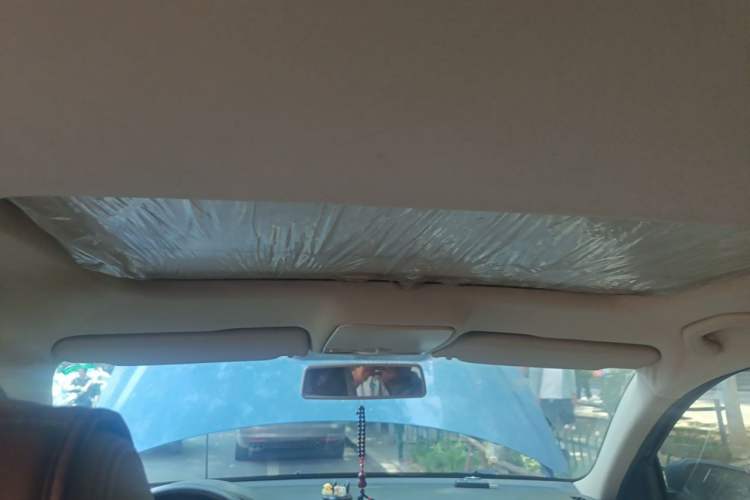 Used Volkswagen Bora 2011 1.4T Automatic Comfort Model Headliner