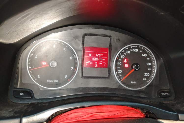Used Volkswagen Bora 2011 1.6L Manual Fashion Edition Instrument Cluster