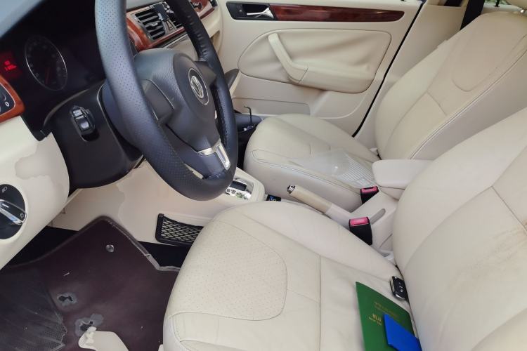 Used Volkswagen Bora 2011 1.6L Automatic Comfort Model Left Front Seat