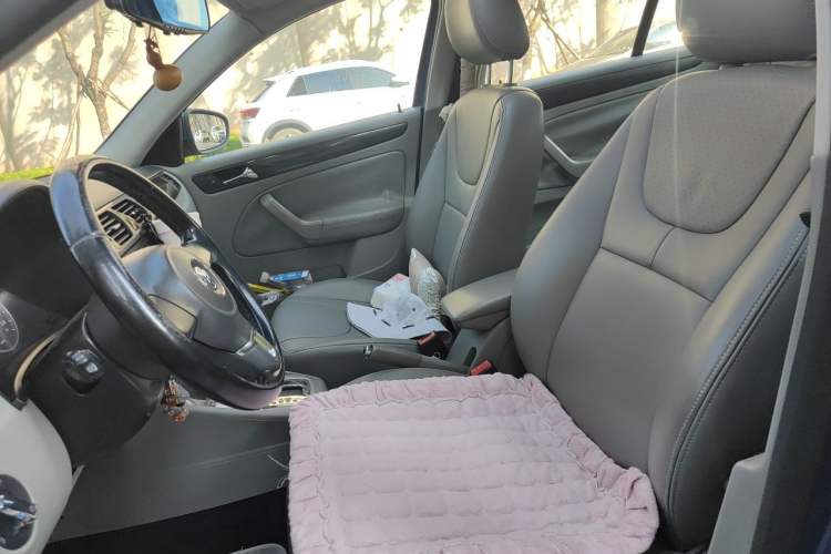 Used Volkswagen Bora 2011 1.6L Automatic Comfort Model Left Front Seat