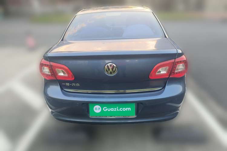 Used Volkswagen Bora 2011 1.6L Manual Comfort Version Rear