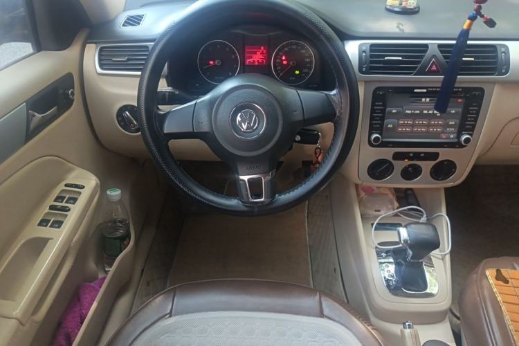 Used Volkswagen Bora 2011 1.4T Automatic Comfort Model Steering Wheel