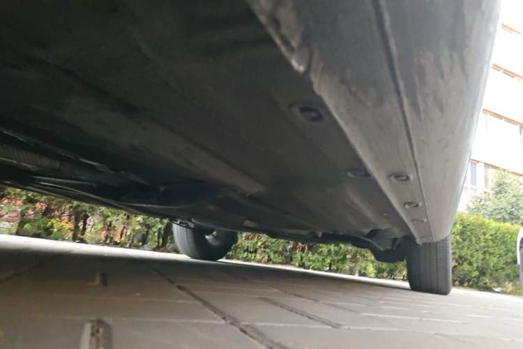 Used Volkswagen Bora 2011 1.6L Manual Comfort Version Chassis Front Left