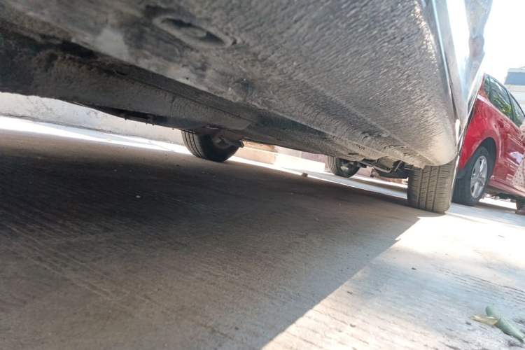 Used Volkswagen Bora 2011 1.6L Automatic Comfort Model Chassis Front Left