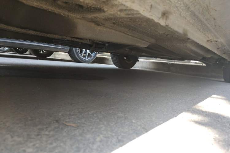 Used Volkswagen Bora 2011 1.6L Automatic Fashion Edition Chassis Front Left