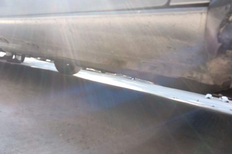 Used Volkswagen Bora 2011 1.6L Automatic Comfort Model Chassis Front Right
