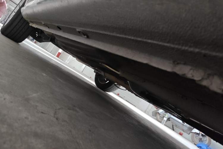 Used Volkswagen Bora 2011 1.4T Automatic Comfort Model Chassis Front Right