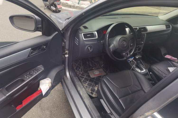 Used Volkswagen Bora 2011 1.4T Automatic Comfort Model Driver Seat