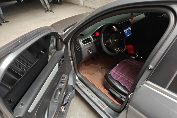 Used Volkswagen Bora 2011 1.4T Automatic Comfort Model Driver Seat