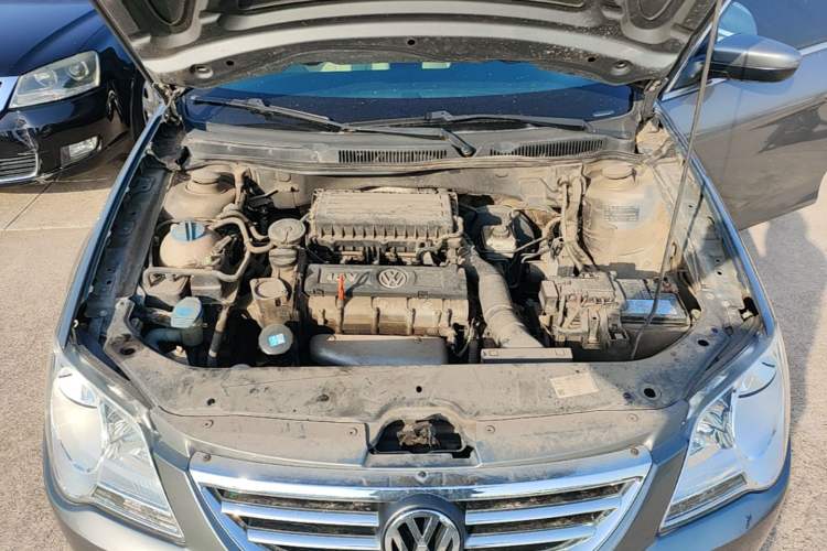 Used Volkswagen Bora 2011 1.6L Automatic Comfort Model Engine Bay