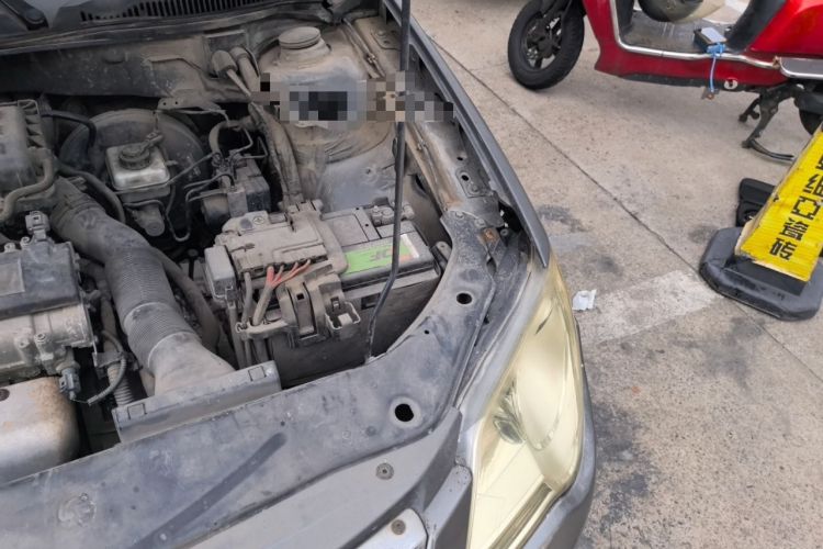 Used Volkswagen Bora 2011 1.6L Automatic Comfort Model Engine Bay Left