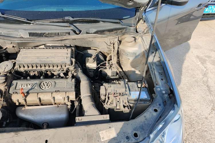 Used Volkswagen Bora 2011 1.6L Automatic Comfort Model Engine Bay Left