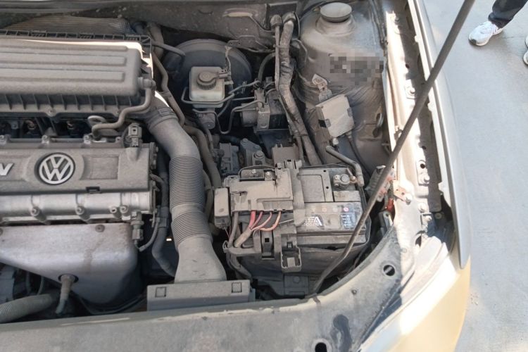 Used Volkswagen Bora 2011 1.6L Automatic Comfort Model Engine Bay Left