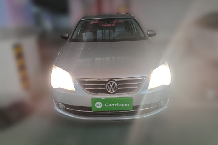 Used Volkswagen Bora 2011 1.6L Automatic Fashion Edition Front