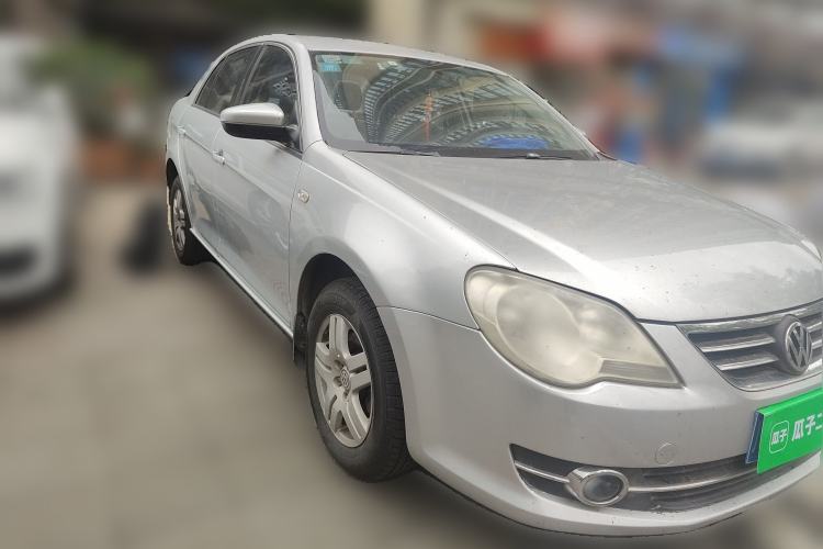 Used Volkswagen Bora 2011 1.6L Manual Fashion Edition Front Right 45 Deg