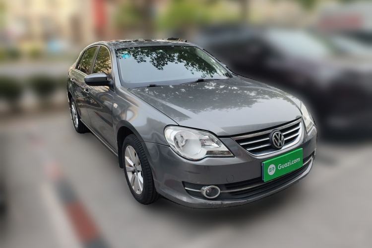 Used Volkswagen Bora 2011 1.4T Automatic Comfort Model Front Right 45 Deg