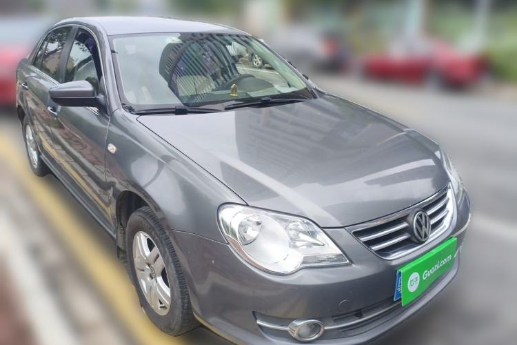 Used Volkswagen Bora 2011 1.6L Automatic Fashion Edition Front Right 45 Deg
