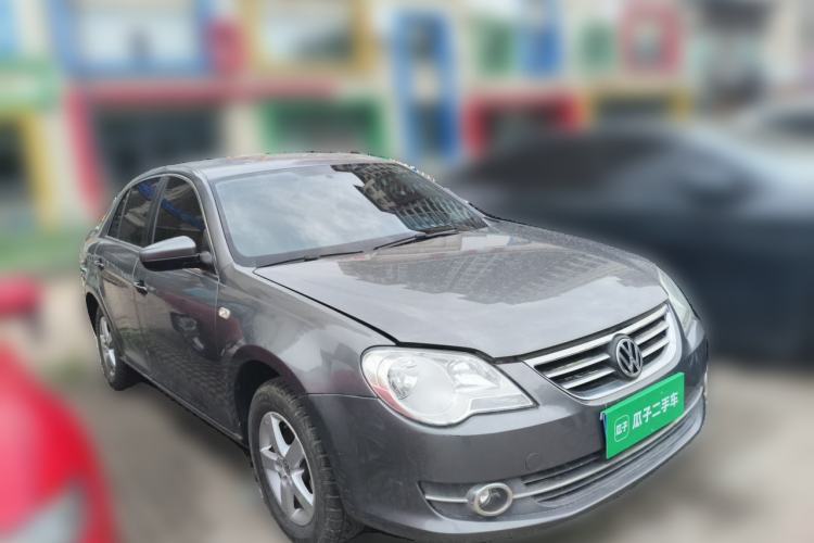 Used Volkswagen Bora 2011 1.6L Automatic Fashion Edition Front Right 45 Deg