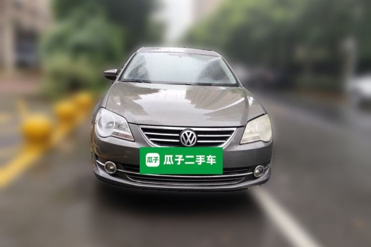 Used Volkswagen Bora 2011 1.6L Manual Fashion Edition Front