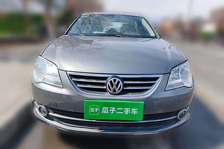 Used Volkswagen Bora 2011 1.6L Manual Fashion Edition Front