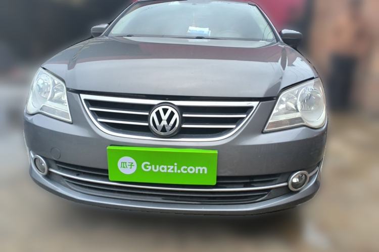 Used Volkswagen Bora 2011 1.6L Manual Comfort Version Front