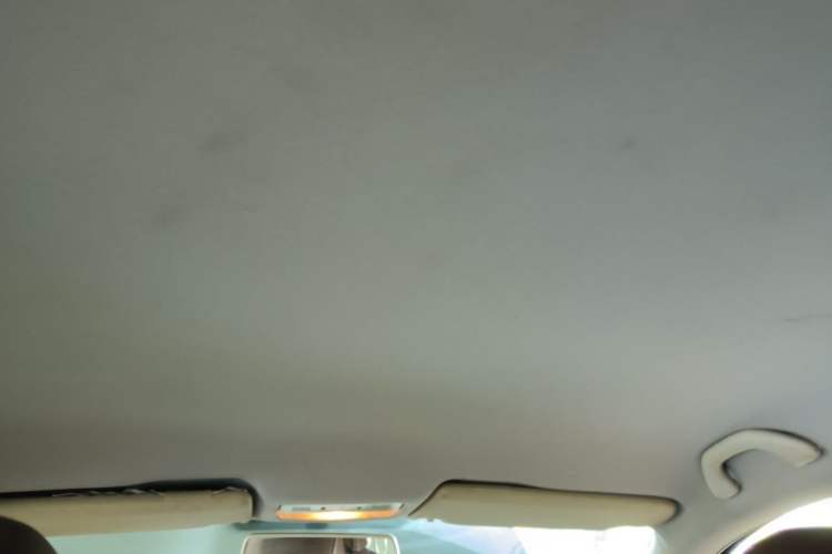 Used Volkswagen Bora 2011 1.6L Manual Fashion Edition Headliner