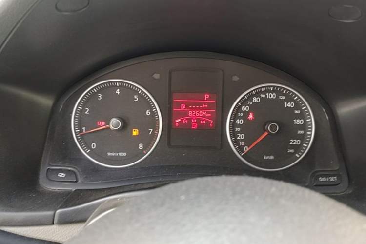 Used Volkswagen Bora 2011 1.6L Automatic Comfort Model Instrument Cluster