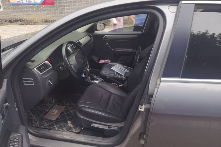 Used Volkswagen Bora 2011 1.4T Automatic Comfort Model Left Front Seat