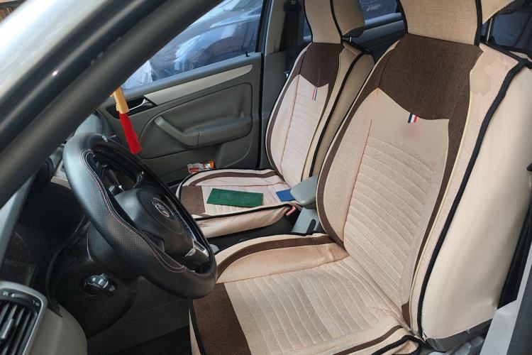 Used Volkswagen Bora 2011 1.6L Automatic Luxury Model Left Front Seat