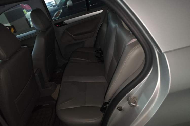 Used Volkswagen Bora 2011 1.6L Automatic Fashion Edition Left Rear Seat