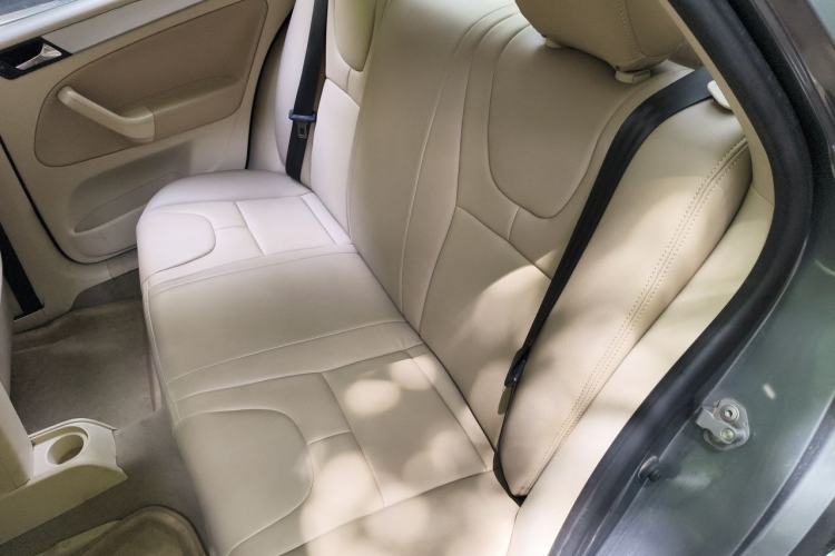 Used Volkswagen Bora 2011 1.6L Automatic Fashion Edition Left Rear Seat