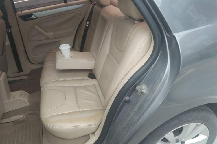 Used Volkswagen Bora 2011 1.4T Automatic Comfort Model Left Rear Seat