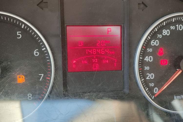Used Volkswagen Bora 2011 1.6L Automatic Comfort Model Odometer Close Up