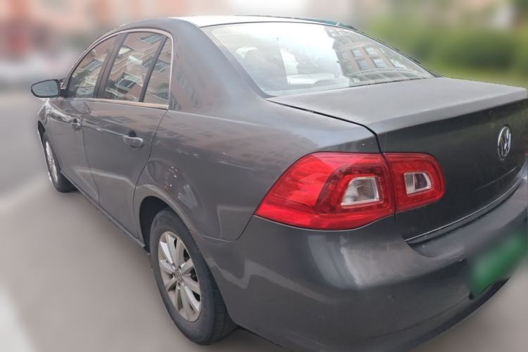 Used Volkswagen Bora 2011 1.6L Manual Comfort Version Rear Left 45 Deg