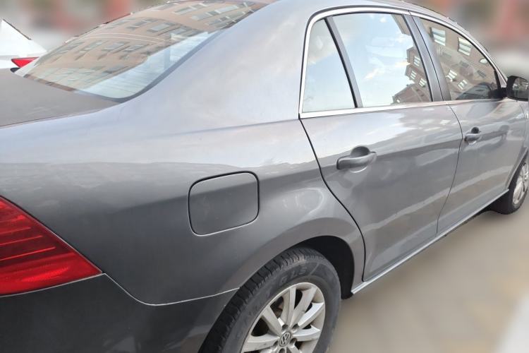 Used Volkswagen Bora 2011 1.6L Manual Comfort Version Rear Right 45 Deg