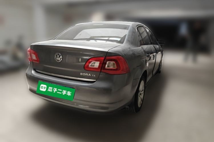 Used Volkswagen Bora 2011 1.4T Automatic Comfort Model Rear Right 45 Deg