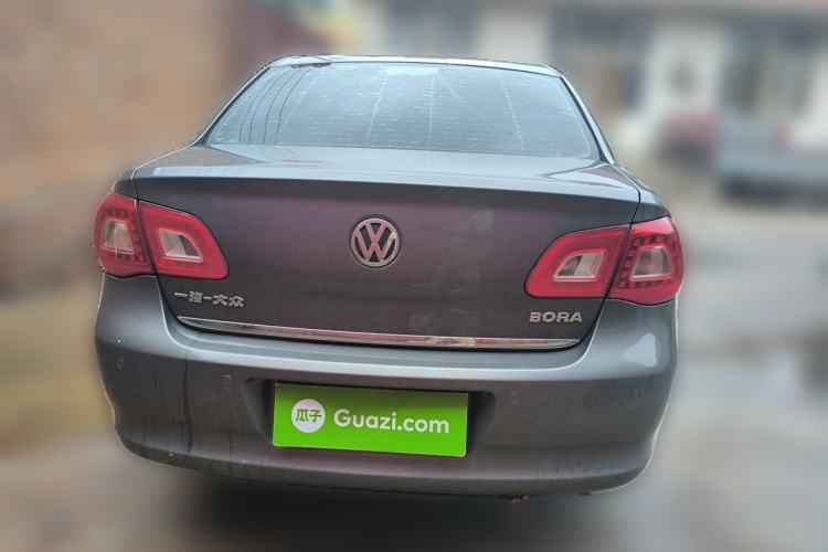 Used Volkswagen Bora 2011 1.6L Manual Comfort Version Rear