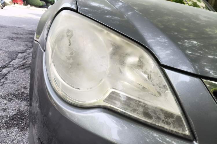Used Volkswagen Bora 2011 1.6L Automatic Fashion Edition Right Front Headlight