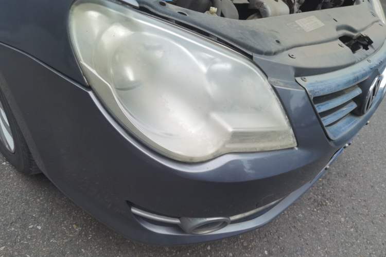 Used Volkswagen Bora 2011 1.4T Automatic Comfort Model Right Front Headlight