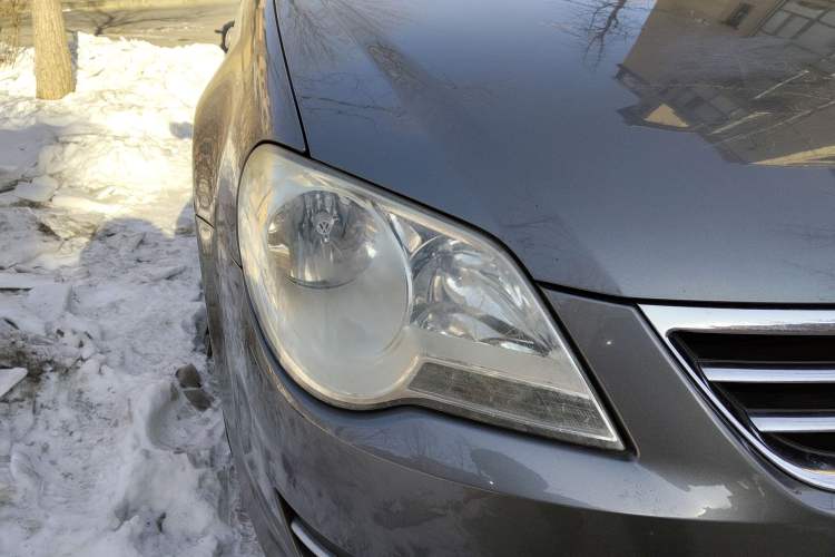 Used Volkswagen Bora 2011 1.4T Automatic Comfort Model Right Front Headlight