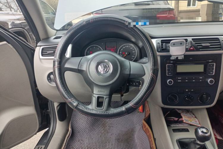 Used Volkswagen Bora 2011 1.6L Manual Fashion Edition Steering Wheel