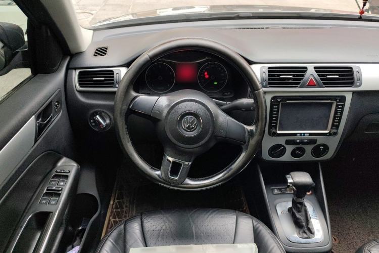 Used Volkswagen Bora 2011 1.4T Automatic Comfort Model Steering Wheel