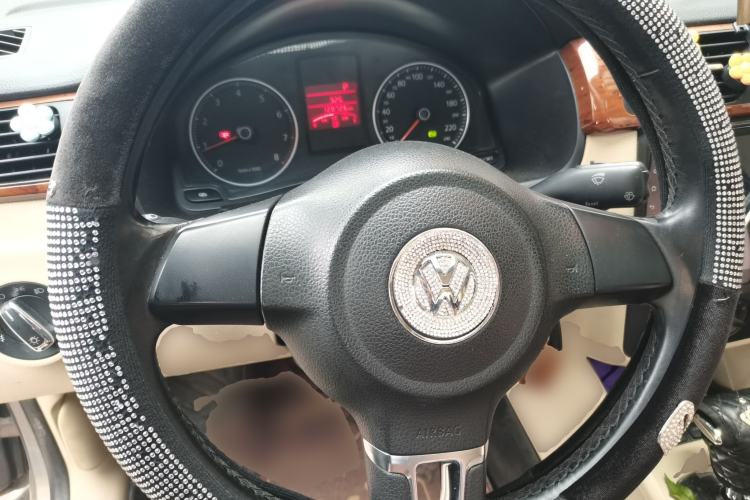 Used Volkswagen Bora 2011 1.6L Automatic Comfort Model Steering Wheel