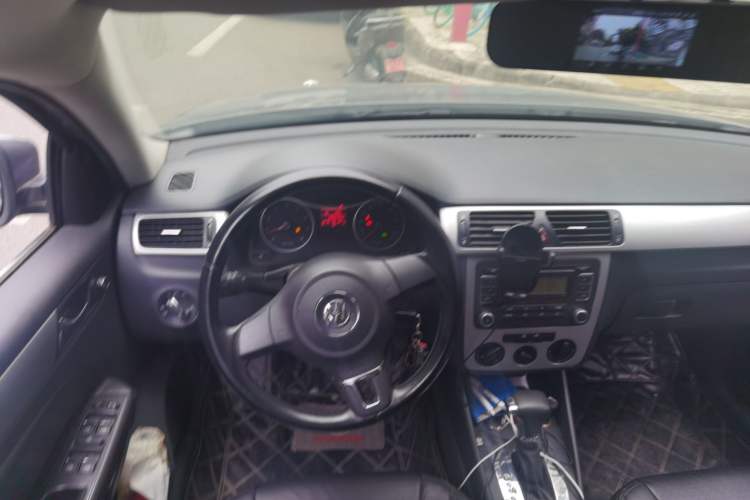 Used Volkswagen Bora 2011 1.4T Automatic Comfort Model Steering Wheel