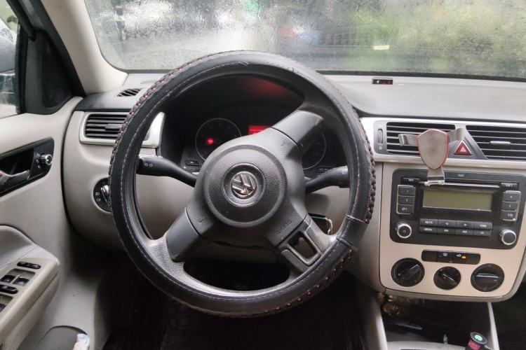 Used Volkswagen Bora 2011 1.6L Manual Fashion Edition Steering Wheel