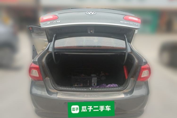 Used Volkswagen Bora 2011 1.4T Automatic Comfort Model Trunk