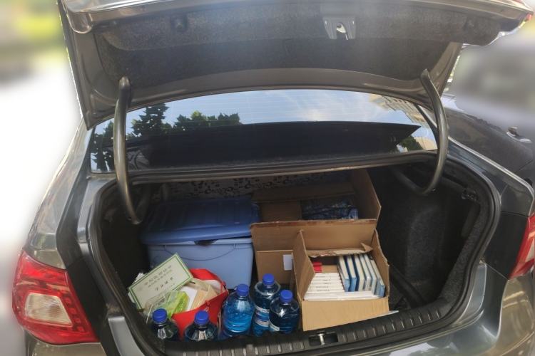 Used Volkswagen Bora 2011 1.6L Automatic Fashion Edition Trunk