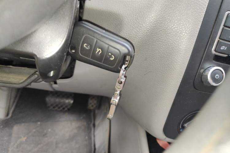Used Volkswagen Bora 2011 1.6L Automatic Fashion Edition Vehicle Key