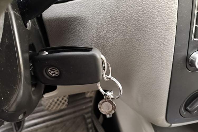 Used Volkswagen Bora 2011 1.6L Automatic Comfort Model Vehicle Key