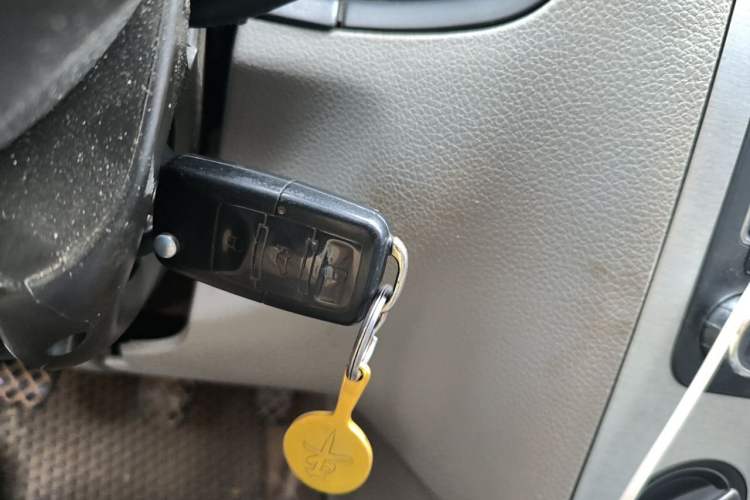 Used Volkswagen Bora 2011 1.6L Manual Comfort Version Vehicle Key